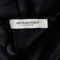 مملوكة مسبقًا Burberry Black Silk Square Scarf
