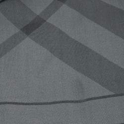 Pre Owned Burberry Grey Silk Argyle Stole