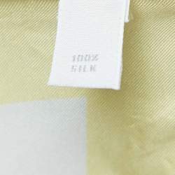 مملوكة مسبقًا Burberry Yellow Checked Silk Square Scarf