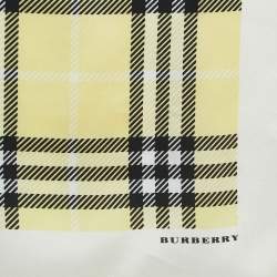 مملوكة مسبقًا Burberry Yellow Checked Silk Square Scarf