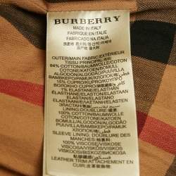 Pre Owned معطف ترنش قصير بربري بني بمزيج من القطن وتفاصيل جلد مقاس صغير جداً (اكس سمول)