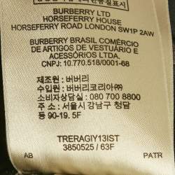 مملوكة مسبقًا بنطلون جينز بربري أسود دنيم وجيرسي سكيني مقاس وسط 28 بوصة (ميديم)