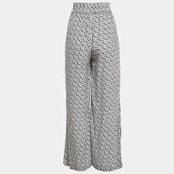 مملوكة مسبقًا بنطلون بربري واسع الساق حرير بطبعة مونوغرام أزرق مقاس صغير (سمول)