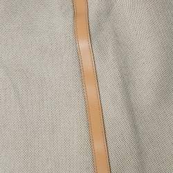 مملوكة مسبقًا تنورة بربري بيج قماش كانفاس بحواف جلدية مقاس متوسط