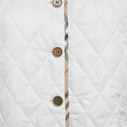 Pre Owned جاكيت بربري أبيض ماسي مبطن بأزرار أمامية مقاس كبير - لارج