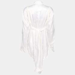 مملوكة مسبقًا بلوزة ساتان ودانتيل بيضاء أوبتيك بربري مقاس صغير جدًا (إكس سمول)