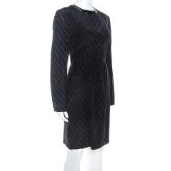 مملوكة مسبقًا فستان ميدي بربري حرير أسود وأزرق مطبوع بياقة مزينة M