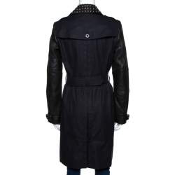 مملوكة مسبقًا معطف طويل بربري بريت حواف مرصعة جلد أسود S