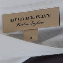 Pre Owned  تي شيرت بربري أكمام قصيرة قطن مطبوع دودل أبيض مقاس وسط (ميديوم)