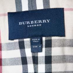 Pre Owned جاكيت بربري قطن أوف وايت بأزرار أمامية مقاس صغير - سمول