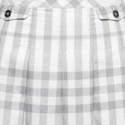 Pre Owned Burberry White & Grey Checked Cotton Pleated Mini Skirt M