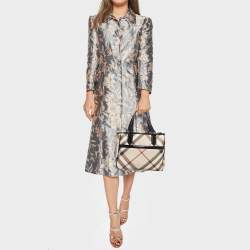 Pre Owned Burberry Black/Beige Nova Check PVC and Patent Leather Front Pocket Tote