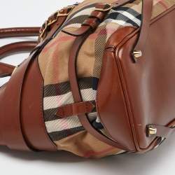 Pre Owned حقيبة يد بربري بريدل لينير جلد وكانفاس كاروهات هاوس أسود/ بيج متوسطة