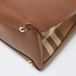 Pre Owned Burberry Brown Leather and House Check Fabric Medium Banner Tote
