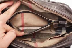 مملوكة مسبقًا Burberry Choco Brown Leather Buckle Satchel