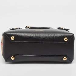 مملوكة مسبقًا حقيبة يد توتس بربري بانير قماش كاروهات هاوس وجلد أسود/ بيج صغيرة