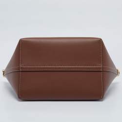 مملوكة مسبقًا Burberry Dark Brown Soft Leather Small Pocket Tote