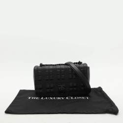 مملوكة مسبقًا Burberry Black Quilted Leather Small Lola Shoulder Bag