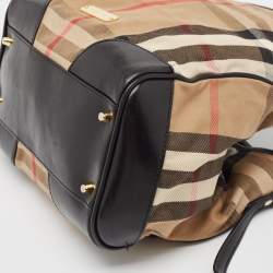 مملوكة مسبقًا حقيبة يد بربري كانتربوري صغيرة جلد و كانفاس مربعات هايماركت بني و بيج 