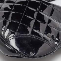 Pre Owned Burberry Black Quilted Patent Leather Brooke Hobo