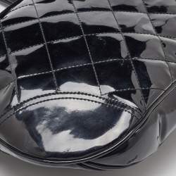 Pre Owned Burberry Black Quilted Patent Leather Brooke Hobo