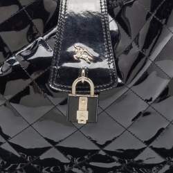 Pre Owned Burberry Black Quilted Patent Leather Brooke Hobo