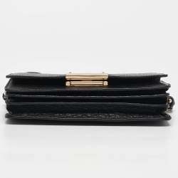 مملوكة مسبقًا Burberry Black Leather Madison Wallet on Chain