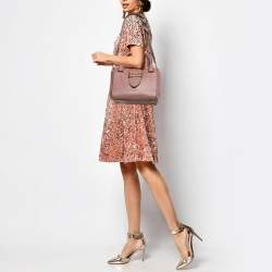 مملوكة مسبقًا Burberry Burgundy Grained Leather Small Buckle Tote