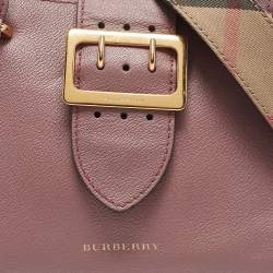 مملوكة مسبقًا Burberry Burgundy Grained Leather Small Buckle Tote