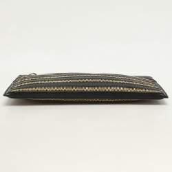 Burberry Black Leather Zip Detail Wristlet Clutch