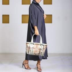 Pre Owned Burberry White/Beige House Check PVC and Patent Leather Open Heart Tote