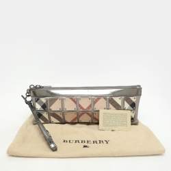 Pre Owned Burberry Metallic/Beige Nova Check PVC and Leather Zip Wristlet Clutch