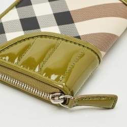 Pre Owned Burberry Olive Green/Beige Nova Check PVC and Patent Leather Zip Around Wallet