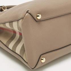 Pre Owned Burberry Brown Leather and House Check Fabric Medium Banner Tote