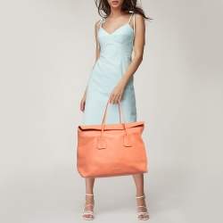 Pre Owned Burberry Peach Grained Leather Baynard Tote