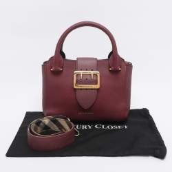 Pre Owned Burberry Burgundy Grainy Leather Small Buckle Tote