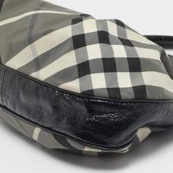 Pre Owned Burberry Black Smoked Check Nylon and Patent Leather Hobo