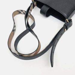 Pre Owned Burberry Black Leather Burberry small bucket bag