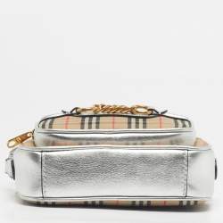 Pre Owned Burberry Silver/Beige 1983 Knight Check Fabric Chain Link Camera Bag