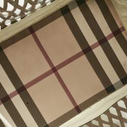 Pre Owned Burberry White/Beige Nova Check Laser Cut PVC and Patent Leather Drawstring Hobo