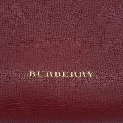 Pre Owned Burberry Red Leather Banner Bag Small