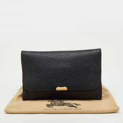 مملوكة مسبقًا حقيبة كلتش كبيرة بربري ميلدن هول جلد أسود