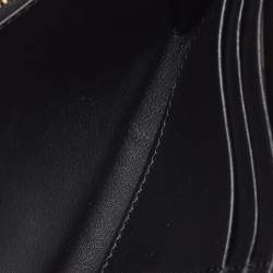 مملوكة مسبقًا محفظة بربري بربري جلد أسود مزودة بمشبك طويل قلاب كونتيننتال