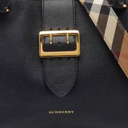 Pre Owned Burberry Black Grained Leather Medium Buckle Tote