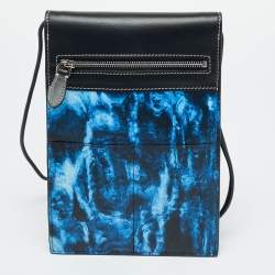 Pre Owned Burberry Blue/Black Water Camo Print Leather Pocket Phone Pouch Crossbody Bag