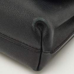 Pre Owned Burberry Black Leather Medley Buckle Crossbody Bag