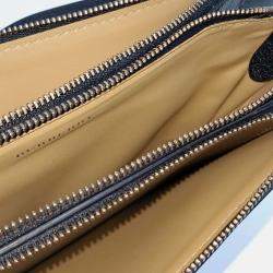 Pre Owned Burberry Black Leather crossbody bag