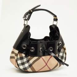 مملوكة مسبقًا Burberry Beige/Black Nova Check PVC and Patent Leather Warrior Hobo