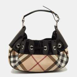 مملوكة مسبقًا Burberry Beige/Black Nova Check PVC and Patent Leather Warrior Hobo
