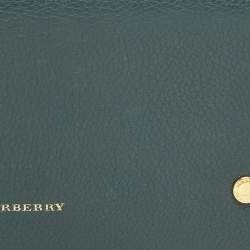 مملوكة مسبقًا Burberry Teal Blue Leather Flap Continental Wallet